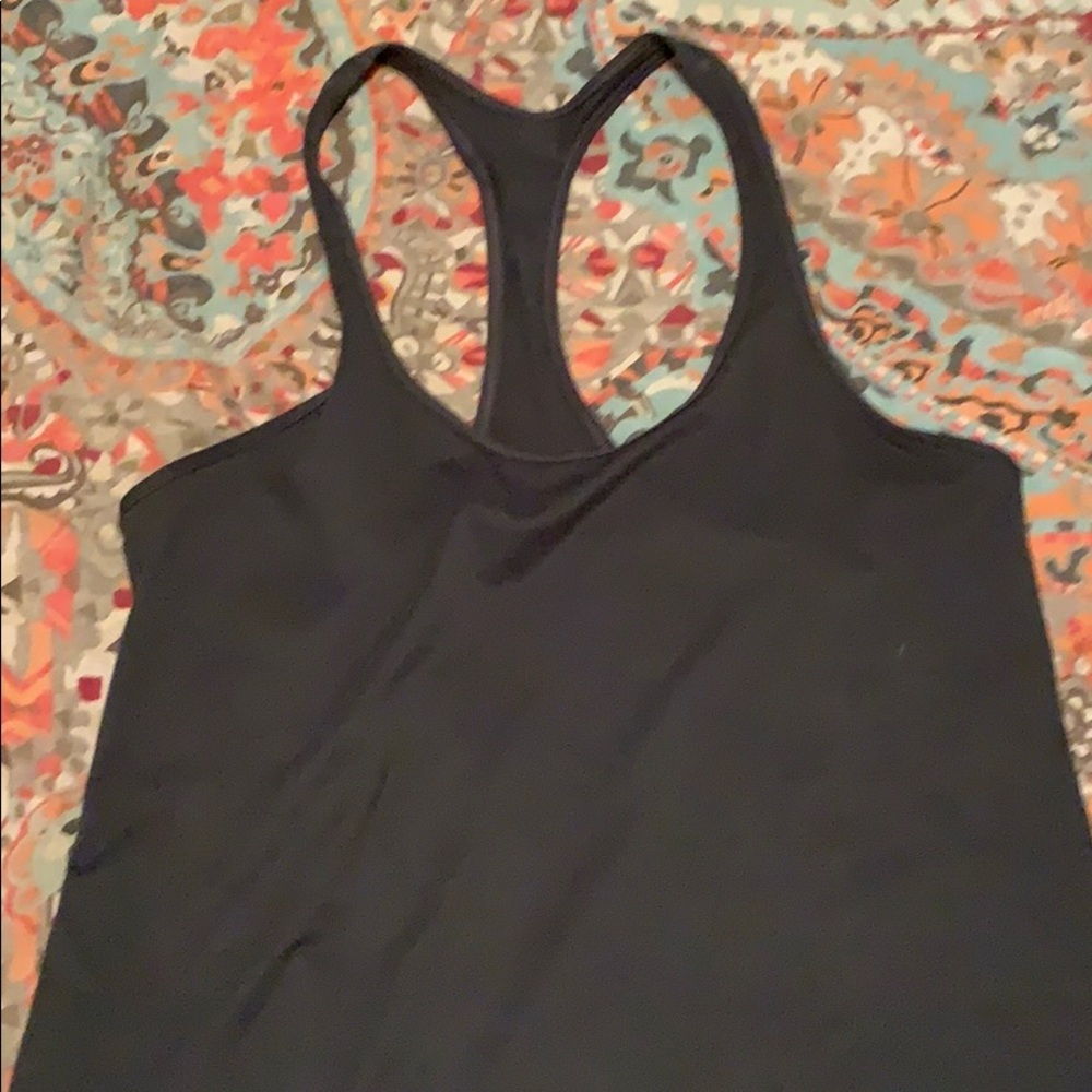 Lululemon tank